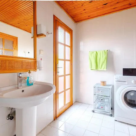 Dreamy Duplex With Huge Garden In Kocaeli 4*